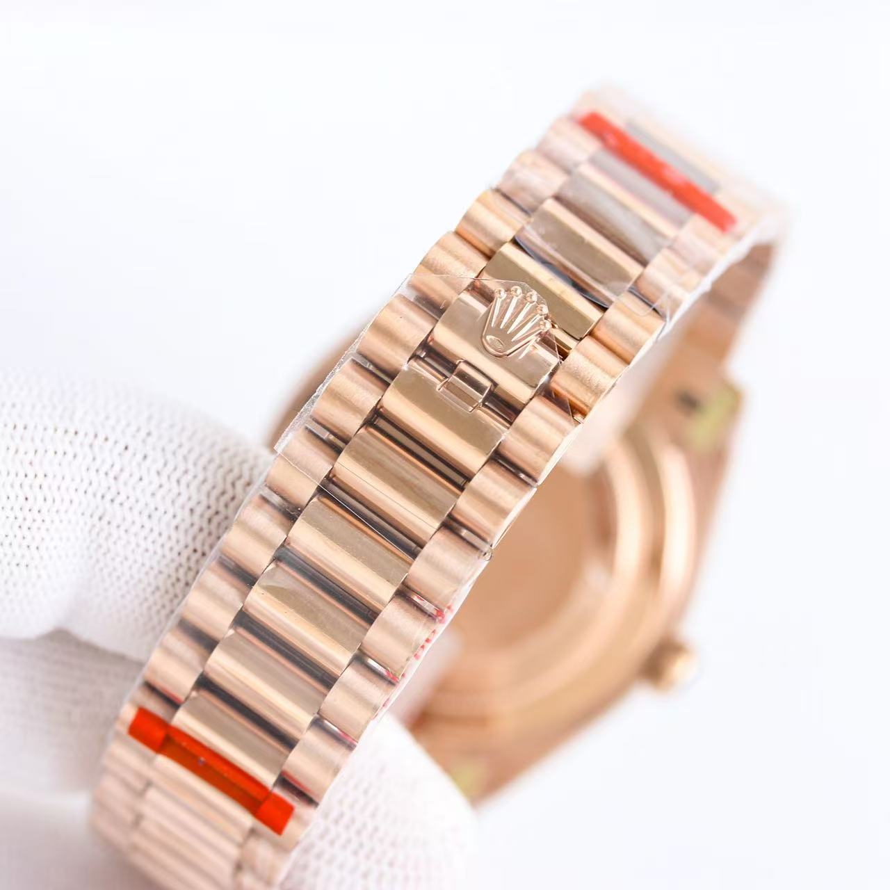 Day-Date-Green Dial Plate in 3 Colors with Roman Numeral Dial