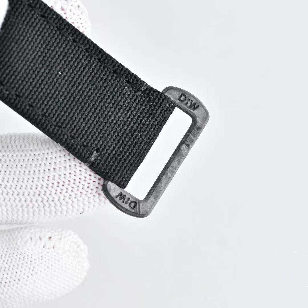 Daytona-Carbon Fiber