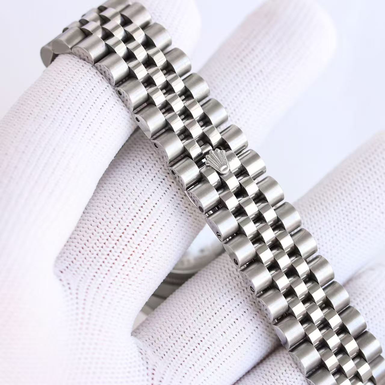 Daytona-Blue & White with Net Dial