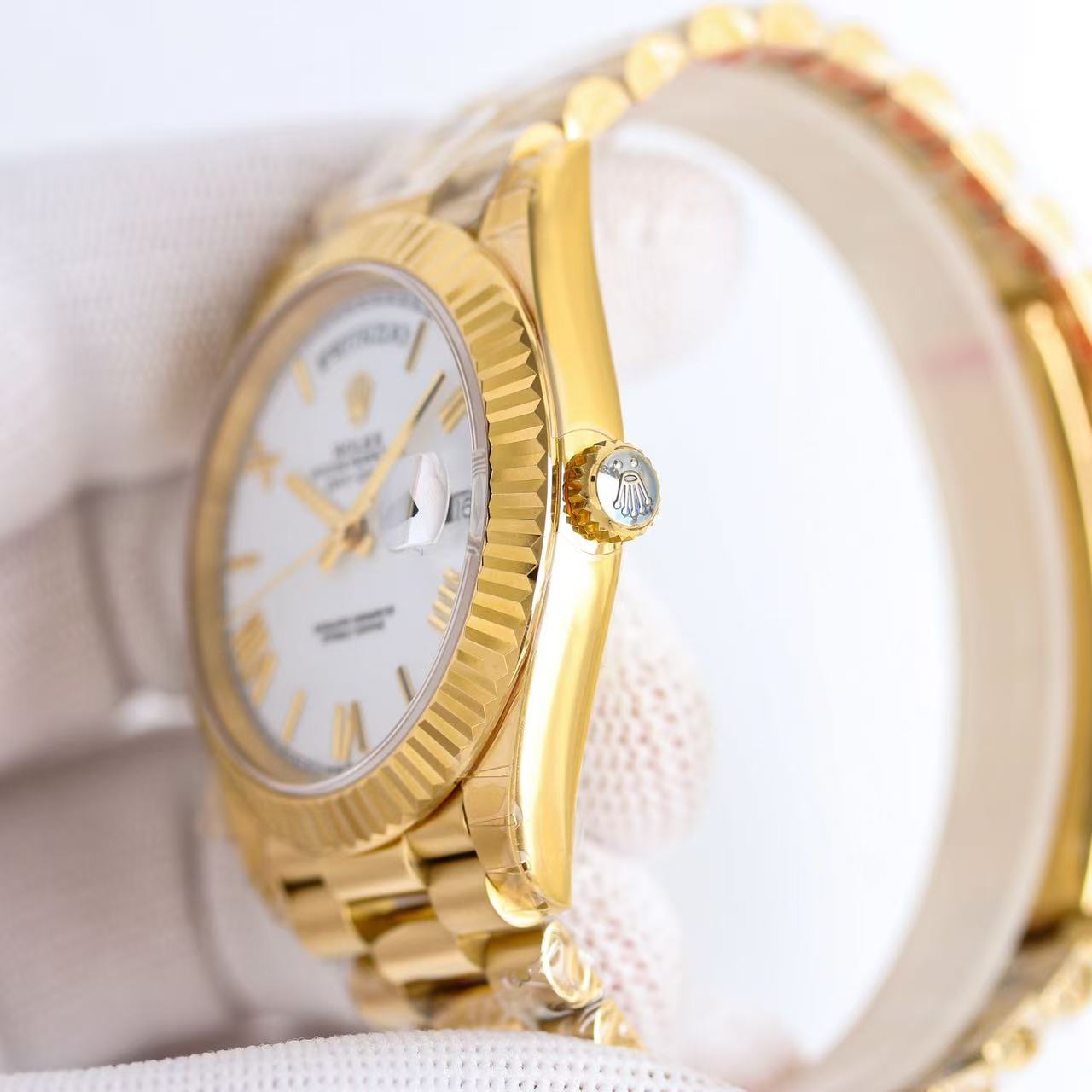 Day-Date-5 Gold Colors with Roman Numeral Dial