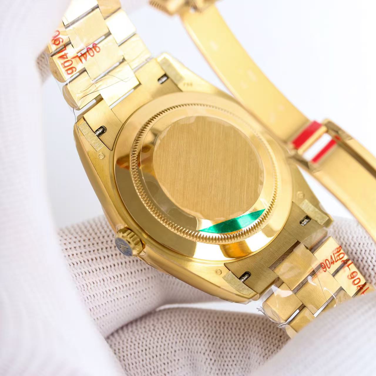 Day-Date-5 Gold Colors with Roman Numeral Dial