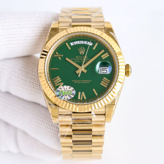 Day-Date-Green Dial Plate in 3 Colors with Roman Numeral Dial