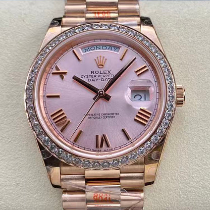 Day-Date-Roman Numeral Dial with Diamond in 4 Colors