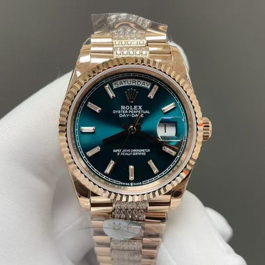 Day-Date-Strap with Diamond in 3 Colors