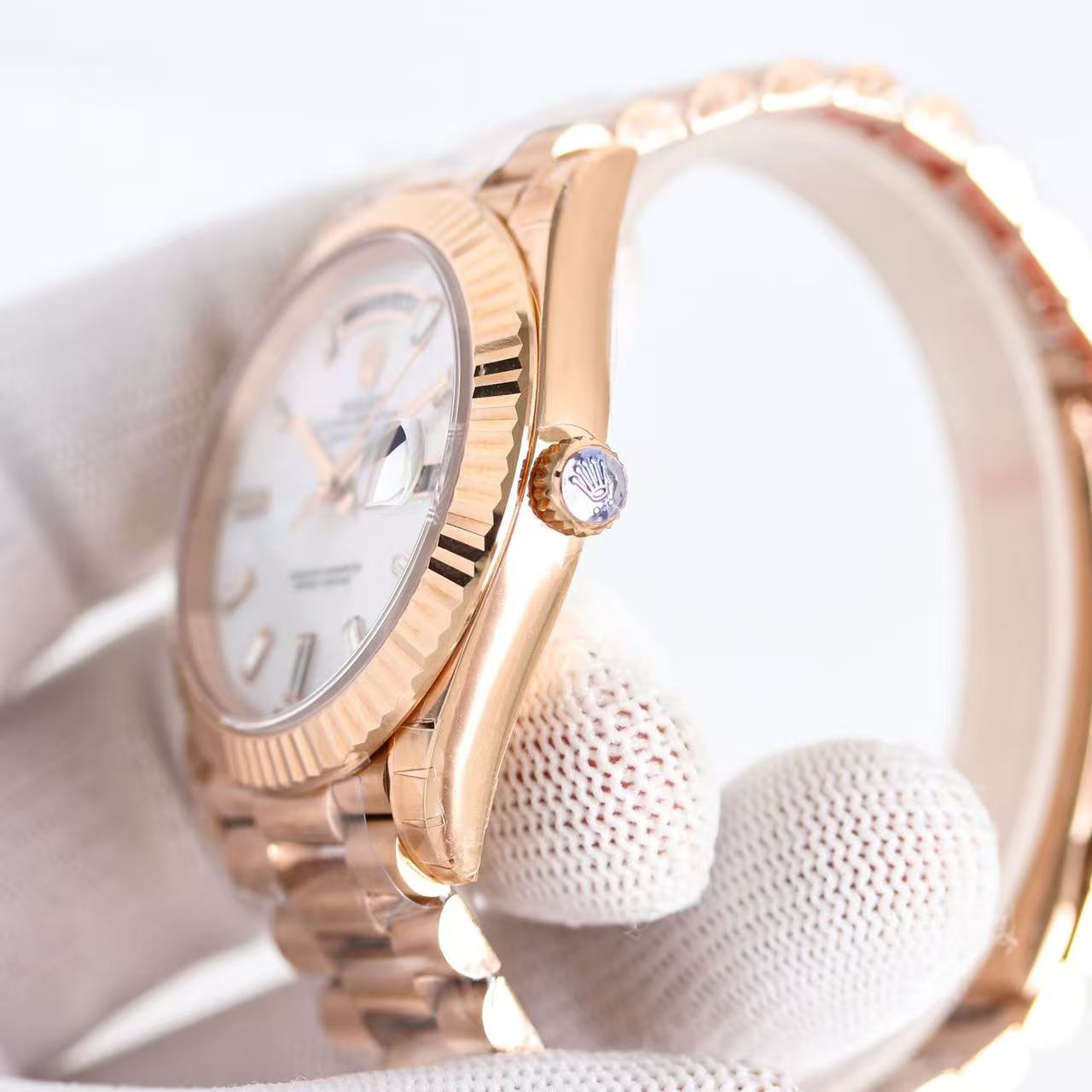 Day-Date-White Dial Plate in 3 Colors of Straps