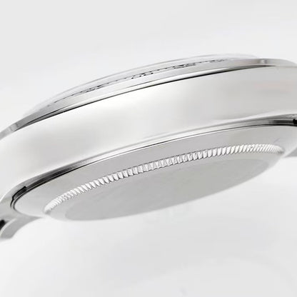 Daytona-Black With Silver Bezel in 2 Styles