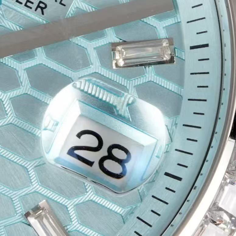 Land Dweller-Blue with Diamond