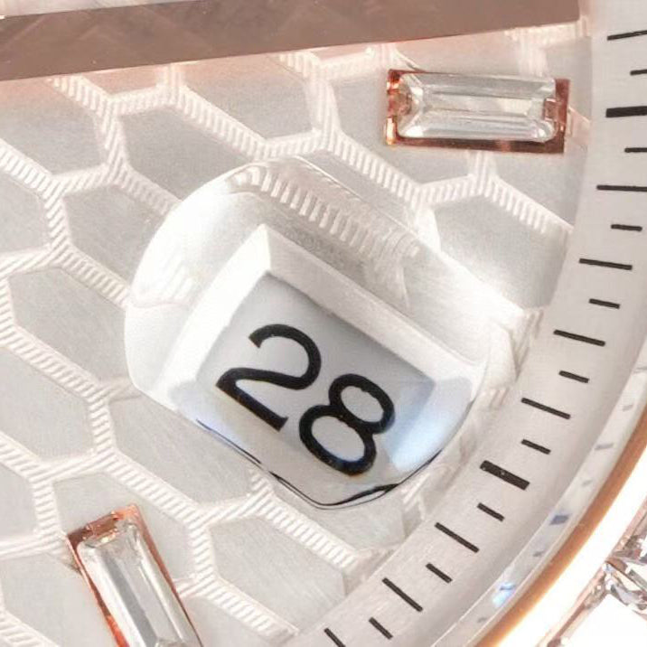 Land Dweller-Rosegold with Diamond