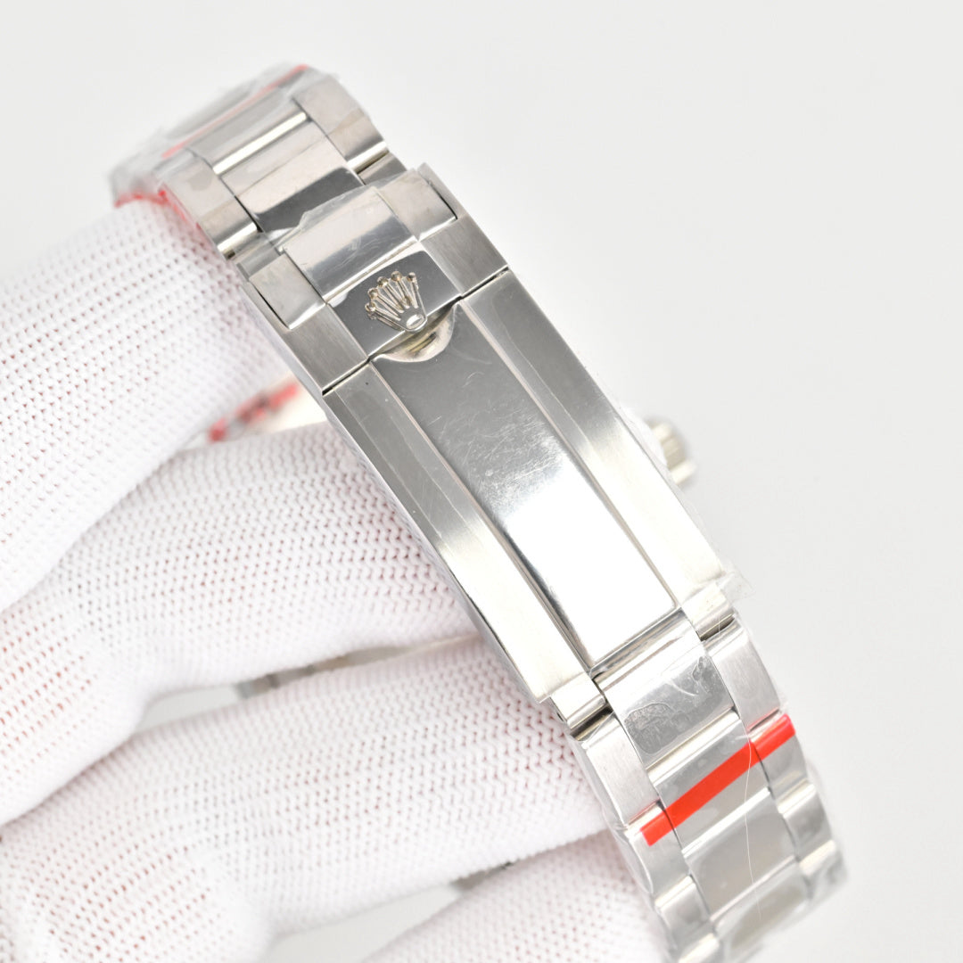 Submariner-Black With Diamond