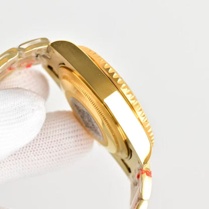 Submariner-Diamond with Gold Strap